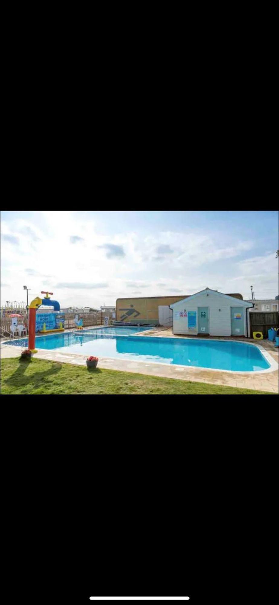Luxury 6 Berth Holiday Caravan Seasalter Kültér fotó